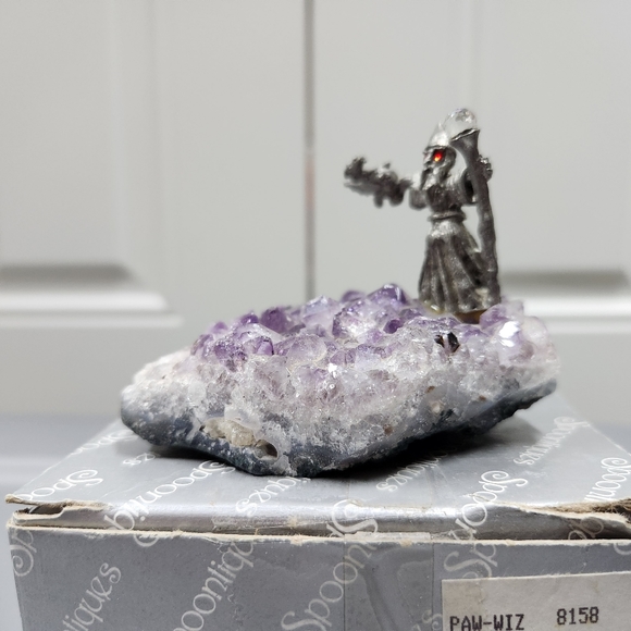 Wizard on Amethyst - Picture 3 of 5